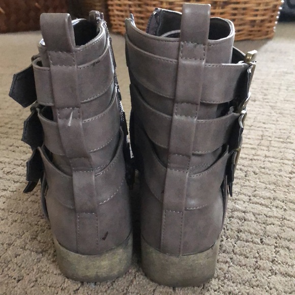 Booties - Picture 4 of 7